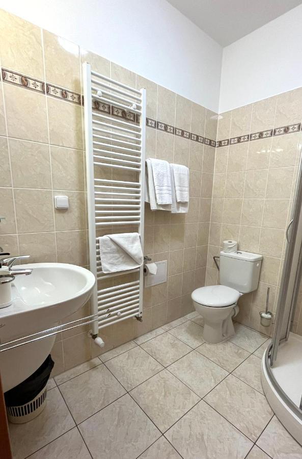 Karolina Hotel 3*