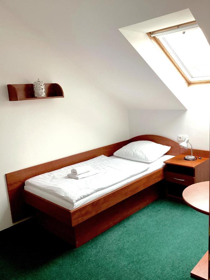 Karolina Hotel